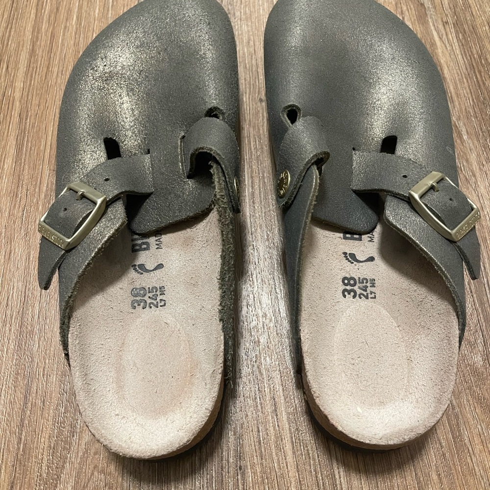 Metallic Birkenstock Clogs - Picture 2 of 3